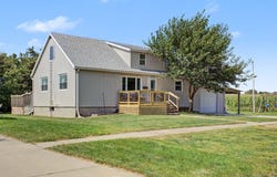 380 N 3rd Street, IA 50154