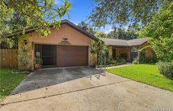 32 Palm Circle Drive, Inglis, FL 34449