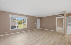177 S DOLPHIN St, RockawayBeach, OR 97136