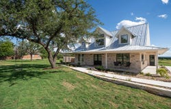 202 Stadium View, Marble Falls, TX 78654