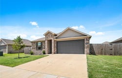 903 Nursery Road, Rogers, AR 72758