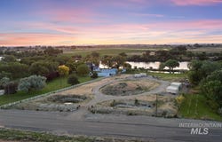 1768 Hwy 201, Adrian, OR 97901