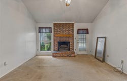 3135 Le Oaks Drive, Bossier City, LA 71111
