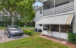 2551 W Golf Blvd, Pompano Beach, FL 33064
