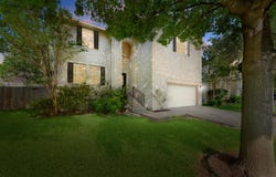 411 Olmos Dr, Leander, TX 78641