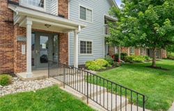 6615 Hedington Square, Centerville, OH 45459