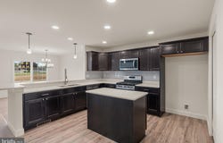 02 JASMINE DR, LEBANON, PA 17042