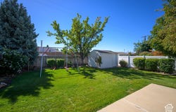 260 E ASHBROOK Cir, Midvale, UT 84047