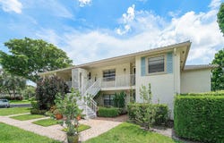 12 WESTGATE Lane, Boynton Beach, FL 33436