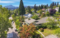 60 W 22ND Ave, Eugene, OR 97405