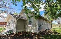 708 17th Avenue, Eldora, IA 50627