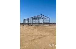 1270 E Riverside Street, Shafter, CA 93263