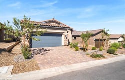 53 Lake Bluff Court, Henderson, NV 89011