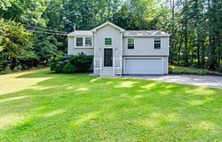 14 Sabatus Lane, Windham, ME 04062