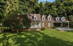 5084 Middle Fork Rd, Salyersville, KY 41465