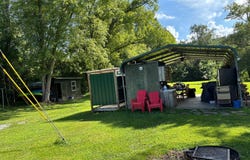 988 S Emerald Isle, Alderson, WV 24910