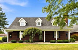 500 Natures Pointe Drive, Somerset, KY 42503