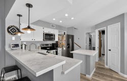 2333 E SOUTHERN Avenue, Tempe, AZ 85282