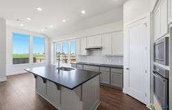 255 White Oak, Castroville, TX 78009
