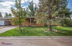 5304 Van Ripper St, Gillette, WY 82718