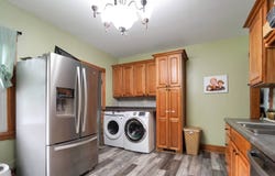 615 Market St., Henry, IL 61537