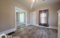 300 E Monroe Street, Jefferson, IA 50129