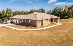441 STINSON Rd, Guin, AL 35563