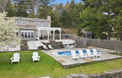 114 Shore Road, Tafton, PA 18464