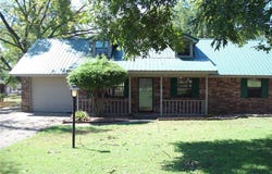 803 Mcilroy ST, Ozark, AR 72949
