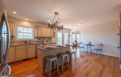 5265 BEAR HOLLOW LN, AMISSVILLE, VA 20106