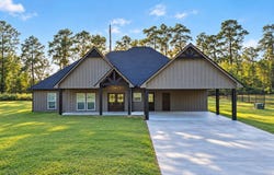 375 County Road 725, Buna, TX 77612