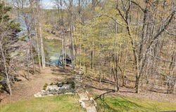 290 Dodee Ln, Union Hall, VA 24176