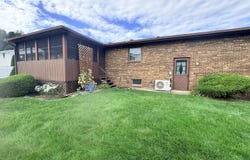 19 Marion Circle, Olyphant, PA 18447
