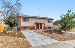 2026 Lincoln St, Longmont, CO 80501