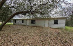 1886 Opossum Rd, Pittsburg, TX 75686
