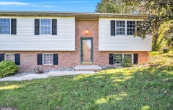 165 COVERED BRIDGE Road, ELIZABETHTOWN, PA 17022