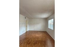 18101 NW 68th Ave, Hialeah, FL 33015