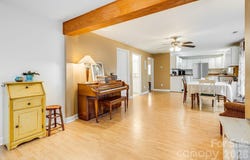 195 Whitmire Road, Brevard, NC 28712
