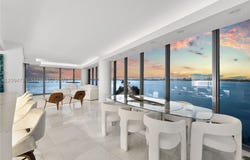 601 NE 36th St, Miami, FL 33137