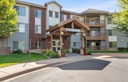 2155 6th Lane SE, Cambridge, MN 55008