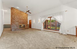 804 MYLAR PARK DR, Cheyenne, WY 82009