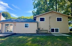 28096 Edgepark Drive, North Olmsted, OH 44070