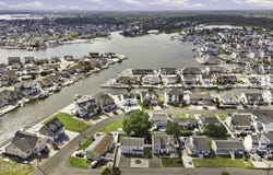 4 Harbor View Lane, Toms River, NJ 08753