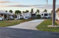 211 Derwent Boulevard, Fort Myers, FL 33908