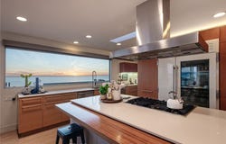 121 16th Street, Manhattan Beach, CA 90266