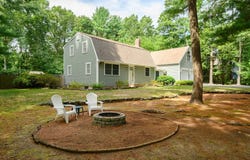86 Edgewater Dr, Pembroke, MA 02359
