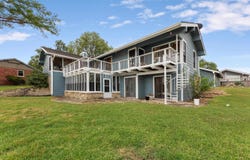 23 S Lakeview Dr, Goddard, KS 67052