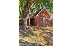 2700 Hampden Cove, Horn Lake, MS 38637