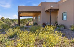 176 Principe De Paz, Santa Fe, NM 87508