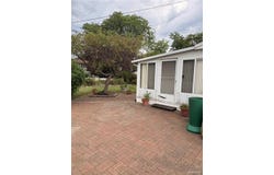 1914 Laurel Oak Drive, Flint, MI 48507